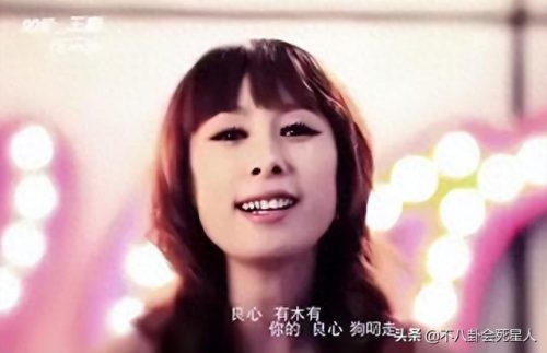 年度十大恶心歌曲排行榜(震撼人心的歌曲排名前十)插图30