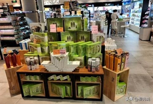 十大世界化妆品排行榜(国内十大化妆品品牌加盟)插图2 十大世界化妆品排行榜(国内十大化妆品品牌加盟)插图2