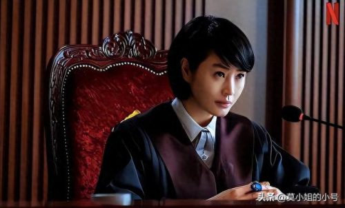 韩剧十大双男主剧本排行榜(韩剧男主妈妈出差让闺蜜照顾她)插图15