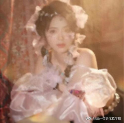 版纳彩妆培训学校排名前十(版纳彩妆培训选哪家好)插图2
