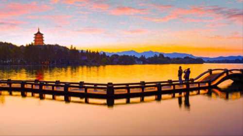 最新的十大景点排行榜图片(中国最好十大景点图片)插图