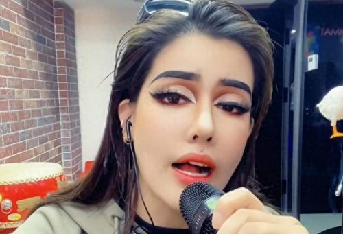 广西网红排名前十图片女(广西网红小阿六全部视频)插图4