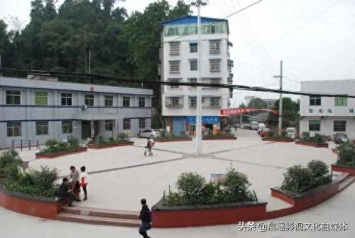 巴州十大名镇排行榜(全国十大镇的排名)插图5