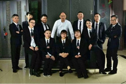 铸铝门十大品牌排行榜图片(铸铝门的十大品牌)