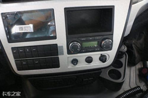 十大不减速货车排行榜图片(10万以内货车排行榜)插图7 十大不减速货车排行榜图片(10万以内货车排行榜)插图7