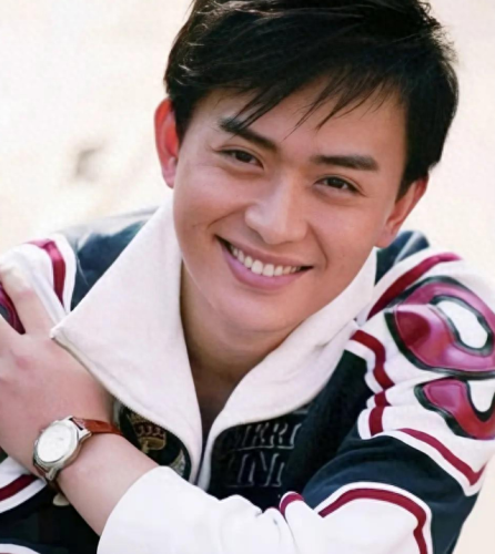 十大素人帅哥排行榜第一(80后公认帅哥前十名)插图18 十大素人帅哥排行榜第一(80后公认帅哥前十名)插图18