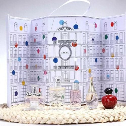 迪奥真我系列(女士香水推荐哪款好闻)插图13 迪奥真我系列(女士香水推荐哪款好闻)插图13