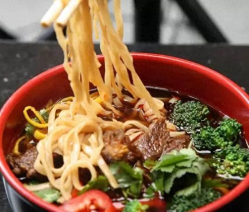 昆明牛肉面加盟排名前十(昆明大酥牛肉面排行)插图3 昆明牛肉面加盟排名前十(昆明大酥牛肉面排行)插图3