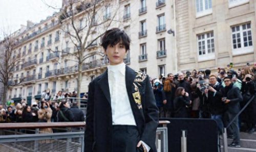 十大明星新歌排行榜最新(明星排名前十的歌手)插图3