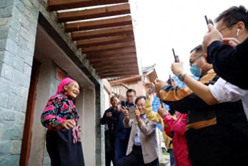 威宁家具公司排名前十(在威宁买家具去哪里)插图3 威宁家具公司排名前十(在威宁买家具去哪里)插图3