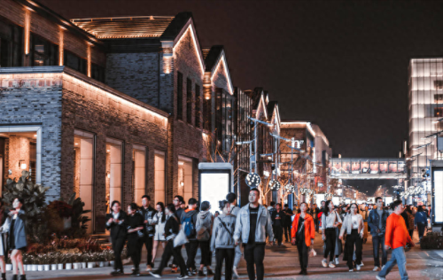 最新十大商业街排行榜图片(揽月坊商业街)插图1