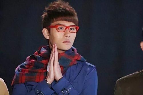 十大素人帅哥排行榜第一(80后公认帅哥前十名)插图39 十大素人帅哥排行榜第一(80后公认帅哥前十名)插图39