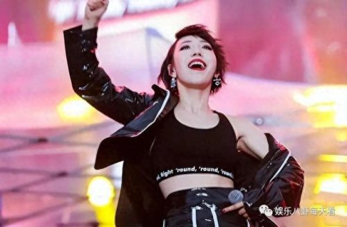 中国好声音吴莫愁(吴莫愁冠军之夜)插图1