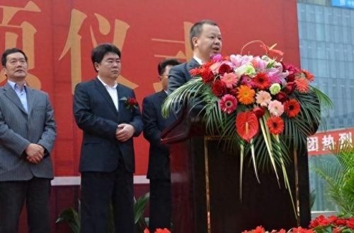 一家五兄弟身价排名前十(一家十兄弟排行)插图11