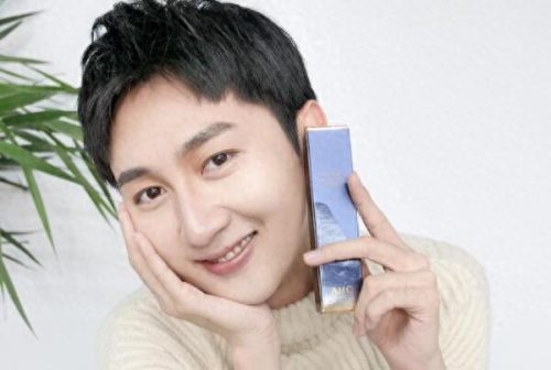 十大特效美妆博主排行榜(最火的美妆博主排名榜)插图2