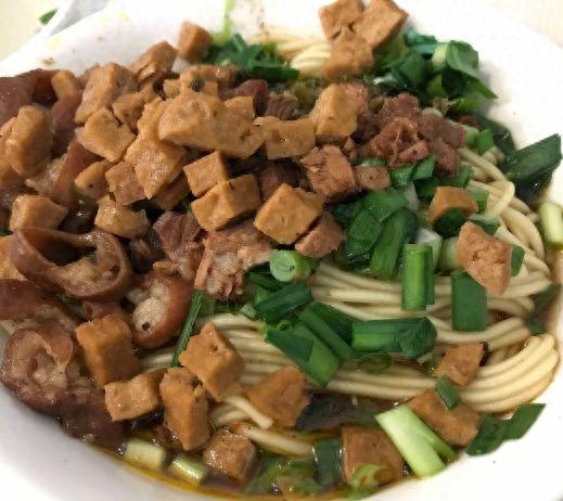 昆明牛肉面加盟排名前十(昆明大酥牛肉面排行)插图2 昆明牛肉面加盟排名前十(昆明大酥牛肉面排行)插图2