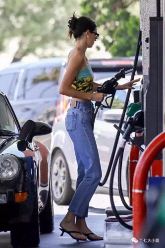 新款人字拖十大品牌排行榜(高档人字拖品牌)插图4