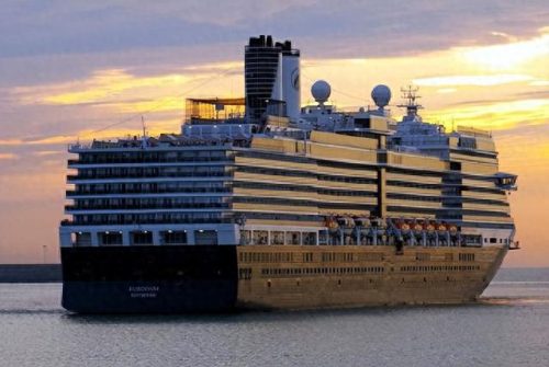 世界最豪华的游轮(爱达魔都号)插图5 世界最豪华的游轮(爱达魔都号)插图5