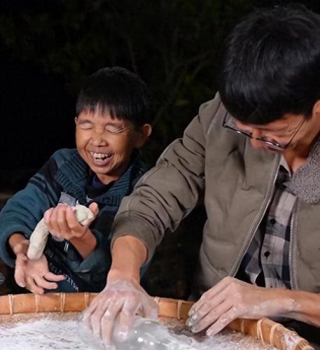 广西网红排名前十图片女(广西网红小阿六全部视频)插图17