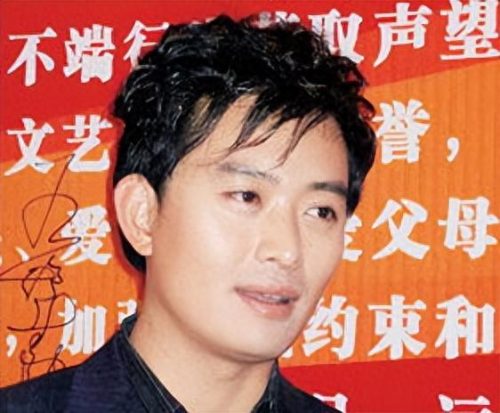 十大素人帅哥排行榜第一(80后公认帅哥前十名)插图25 十大素人帅哥排行榜第一(80后公认帅哥前十名)插图25