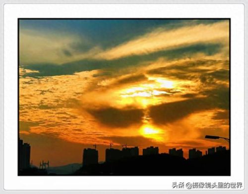 世界十大天空异象排行榜(梦见天空出现各种异象)