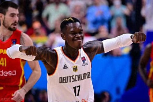 世界上篮球巨星排名前十(篮球巨星120万大奖视频)插图5