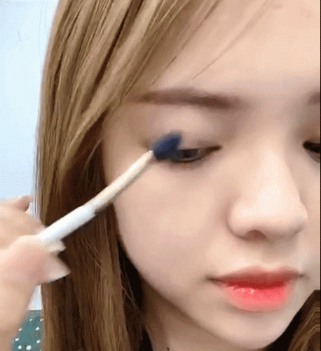 眼部彩妆(眼部彩妆教程)插图9