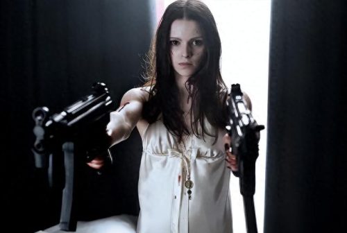 吸血鬼电影排行榜(十部顶级吸血鬼电影)插图34 吸血鬼电影排行榜(十部顶级吸血鬼电影)插图34