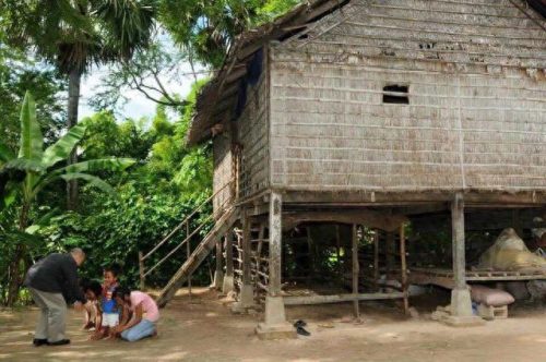 柬埔寨十大富豪千金排行榜(柬埔寨十大富豪排行榜2018)插图7