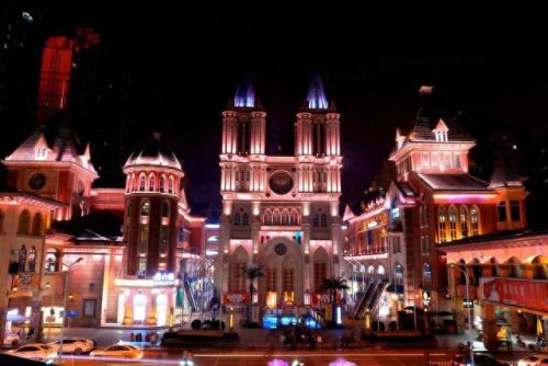 最新十大商业街排行榜图片(揽月坊商业街)