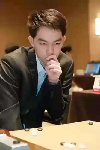 围棋十大帅哥(围棋界10大美女)插图