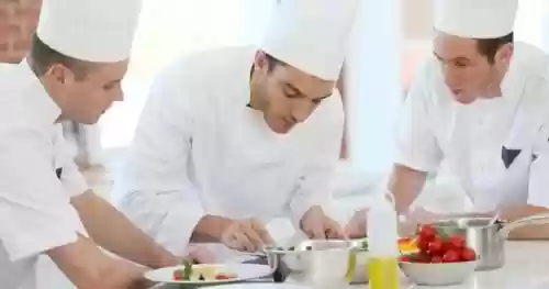 中国十大厨师学校(学厨师最好的学校)插图