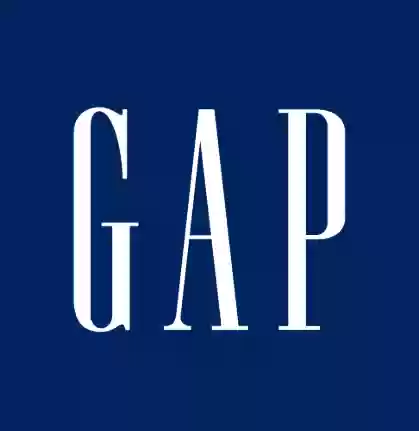 世界十大快时尚品牌(zara齐名的四大品牌)插图21