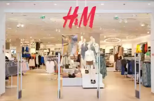 世界十大快时尚品牌(zara齐名的四大品牌)插图41