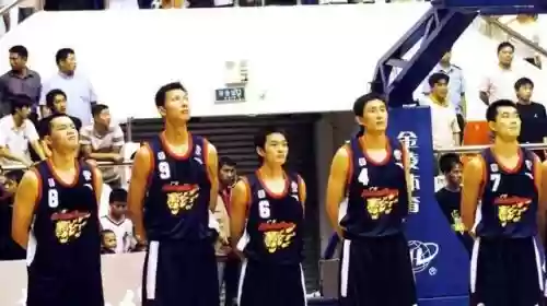 广东队历史第一阵容图片(广东队历届球员名单)插图11