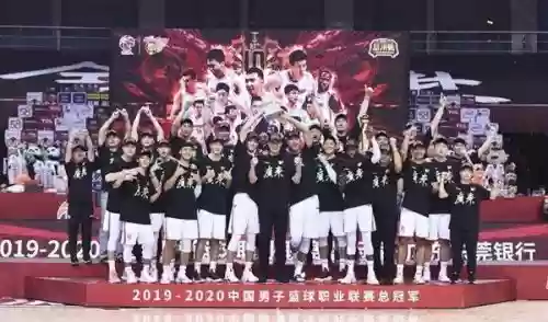 广东队历史第一阵容图片(广东队历届球员名单)插图9